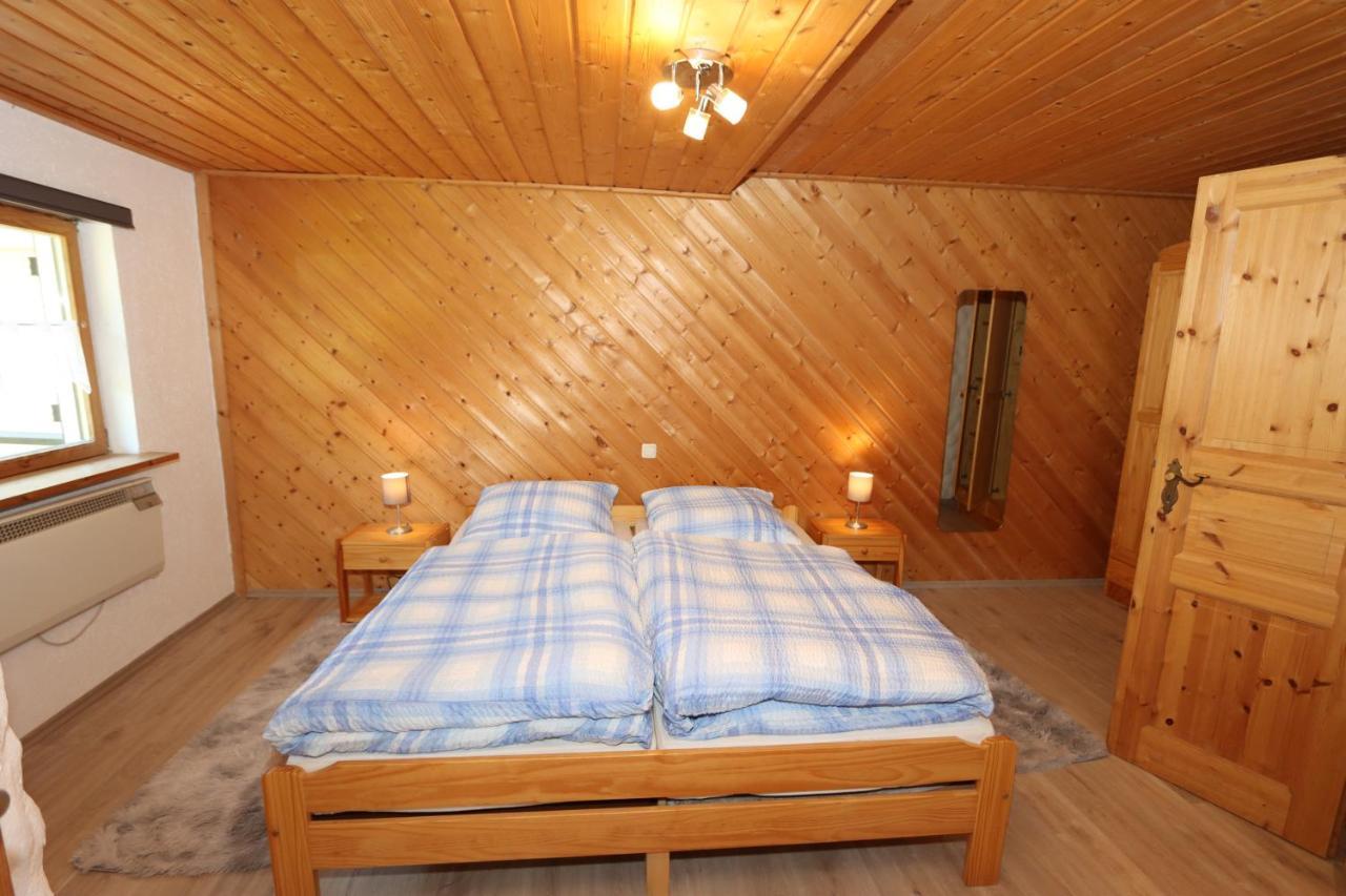Haus Andrea Lägenhet Lichtenberg  Exteriör bild